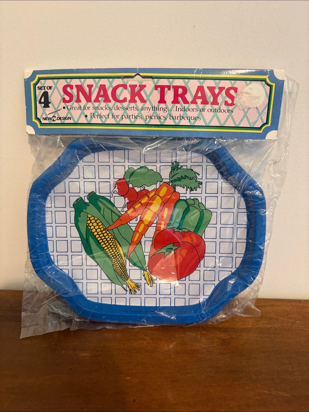Snack Trays - Blue Vegetable Design (Set of 4)